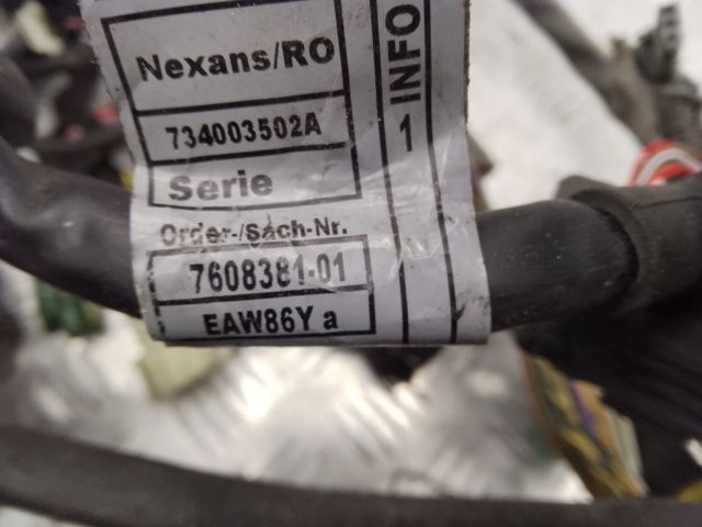 Жгут проводов моторного отсека 12517608381 BMW