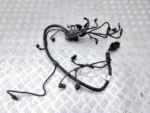 Электропроводка моторного тсека 12518601840 BMW