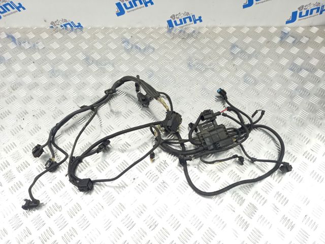 Электропроводка моторного тсека 12518605140 BMW