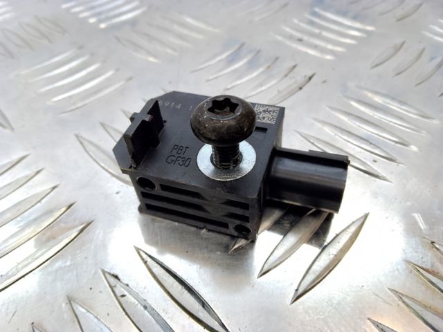 Датчик подушки безопасности 13504470 GM
