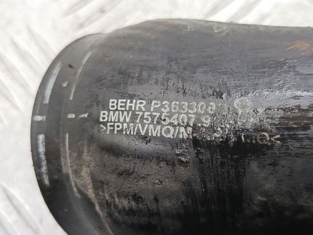 Шланг интеркуллера 13717575407 BMW