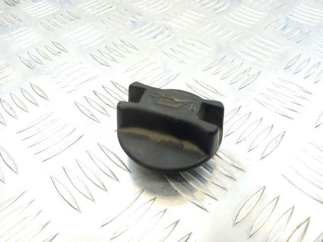 Крышка маслозаливной горловины 152551GZ0A NISSAN