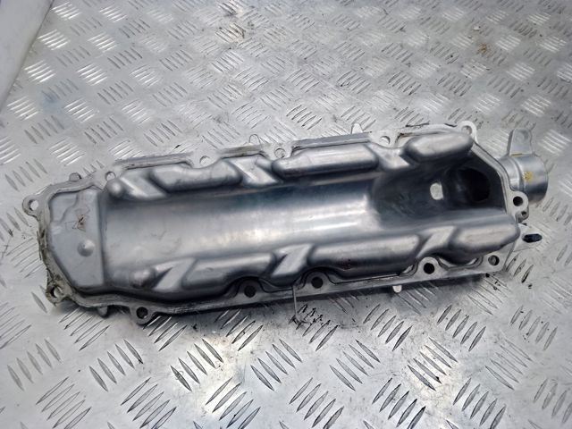 Крышка теплообменника 1687738030 TOYOTA