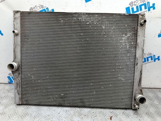 Радиатор водяной 17117570094 BMW