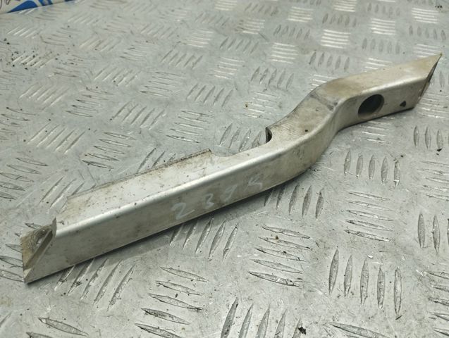 17117583120 BMW Кронштейн радиатора нижний купить в Харьков