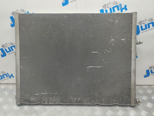 BMW 17118484638 Радиатор охлаждения двигателя дополнительный в наличии Киев