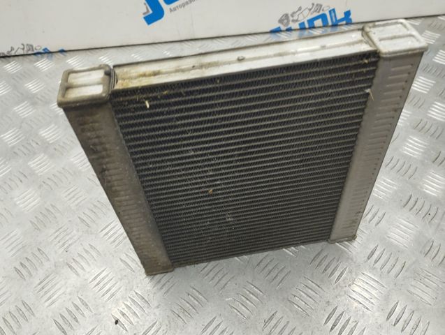 17118620207 BMW Радиатор охлаждения двигателя правый купить в Ровно