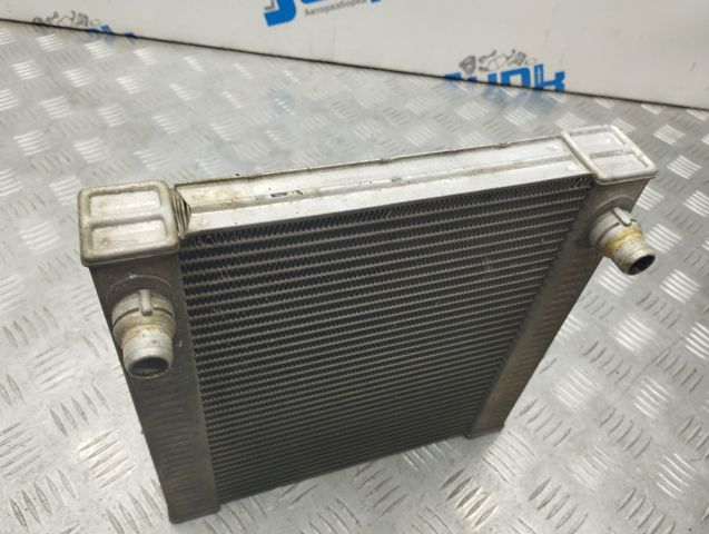 BMW 17118620207 Радиатор охлаждения двигателя правый в наличии Житомир