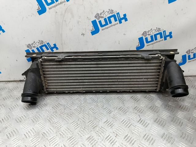 Охладитель наддувочного воздуха 17517593845 BMW