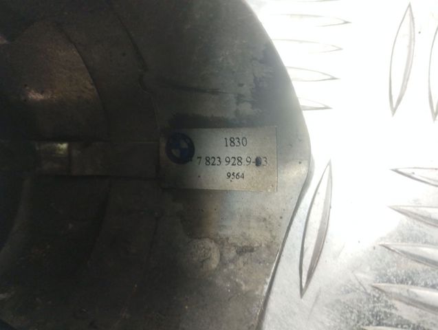 Наонечник глушителя 18307823928 BMW