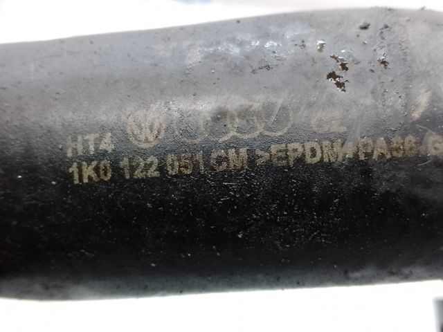 Патрубок радиатора охлаждения нижний 1K0122051CM VAG