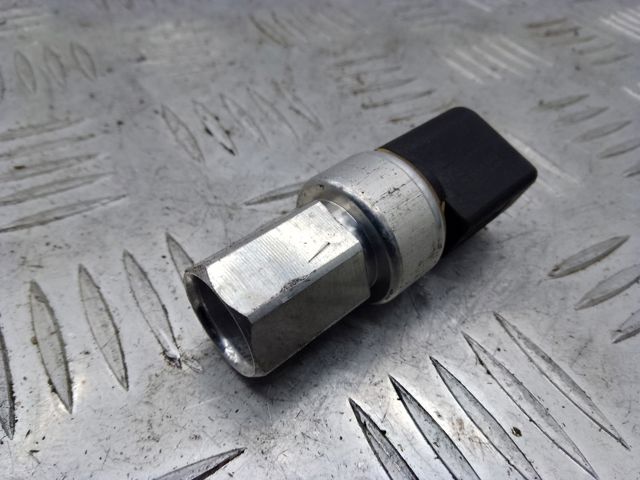 Датчик кондиционера 1K0959126A VAG