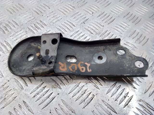 Кронштейн задней балки 20157AN02A SUBARU