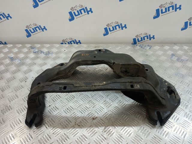 22326854187 BMW Балка крепления коробки передач купить в Одесса