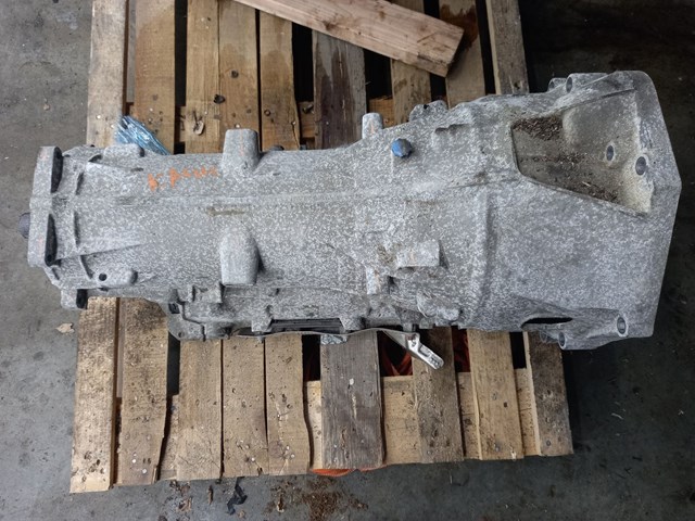Коробка автомат 24009487558 BMW