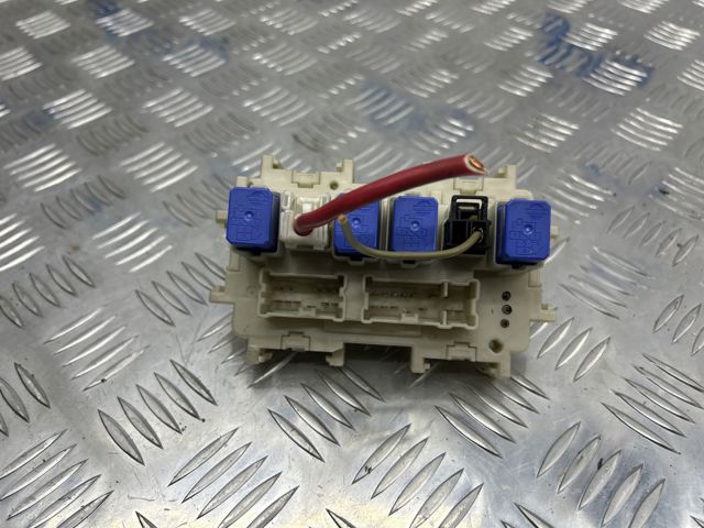 NISSAN 243841CA0A Блок предохранителей в наличии Ровно