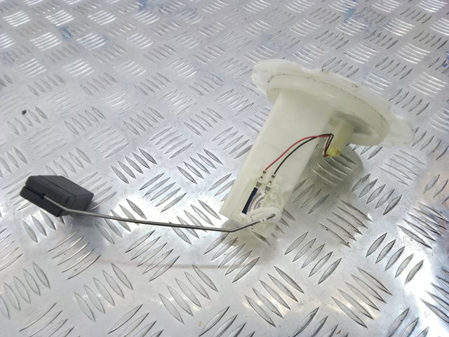Датчик уровня топлива в баке, левый 250604HK0A NISSAN