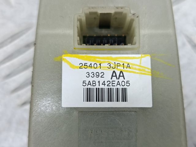 254013JP1A NISSAN Кнопочный блок управления стеклоподъемником передний левый купить в Чернигов