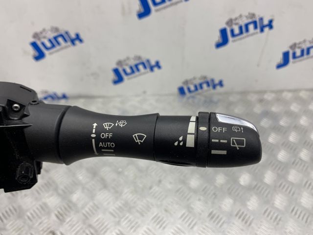 Переключатель подрулевой в сборе 255605NM1A NISSAN