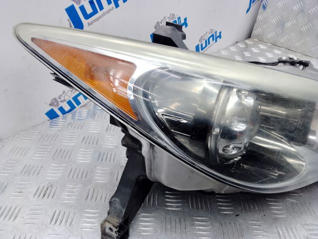 Фара передняя правая 260103JA0A NISSAN