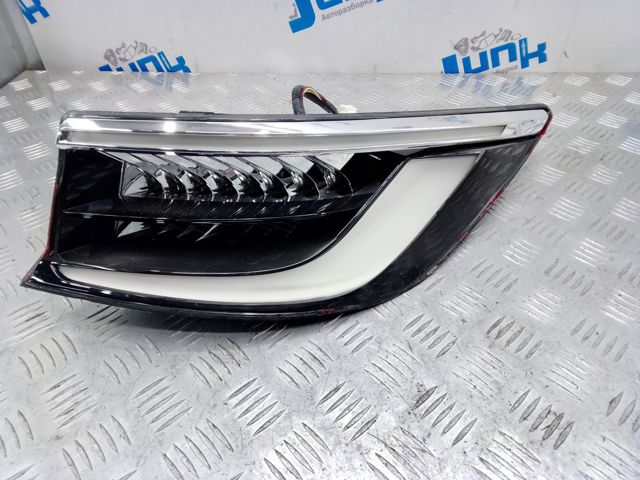 Фонарь задний правый, внешний 265505NA0A NISSAN