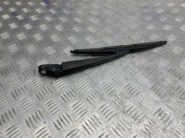 Поводок дворника заднего стекла 287805NA0A NISSAN