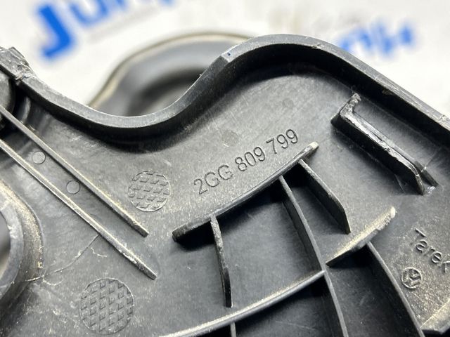 Горловина топливного бака 2GJ809857B9B9 VAG