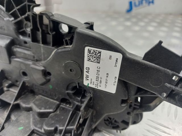 2GJ839016C VAG Замок двери задней правой купить в Полтава