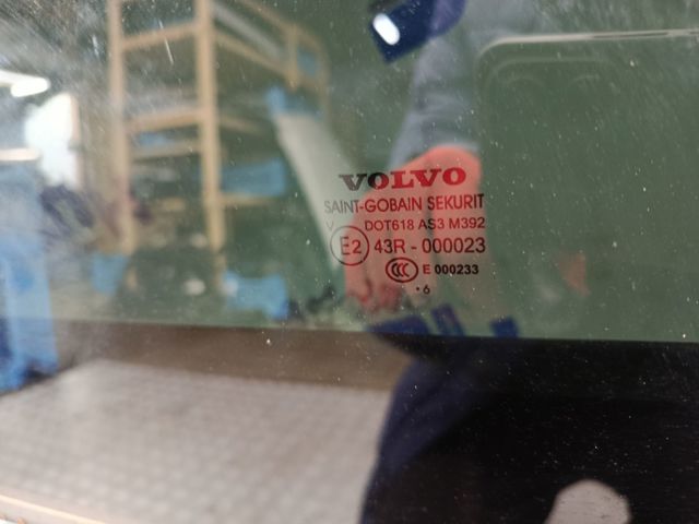 30716378 VOLVO Крышка люка крыши купить в Черновцы
