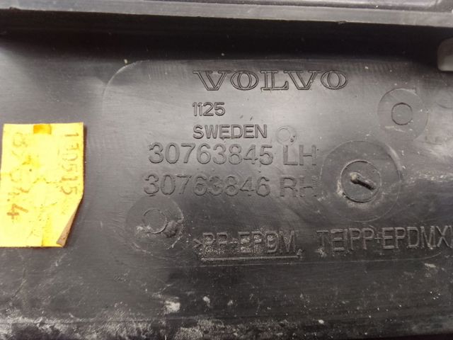 30754348 VOLVO Водосток лобового стекла, жабо купить в Ирпень