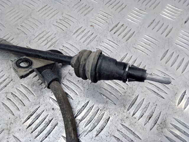 VOLVO 30793828 Задний трос ручника в наличии Каменское