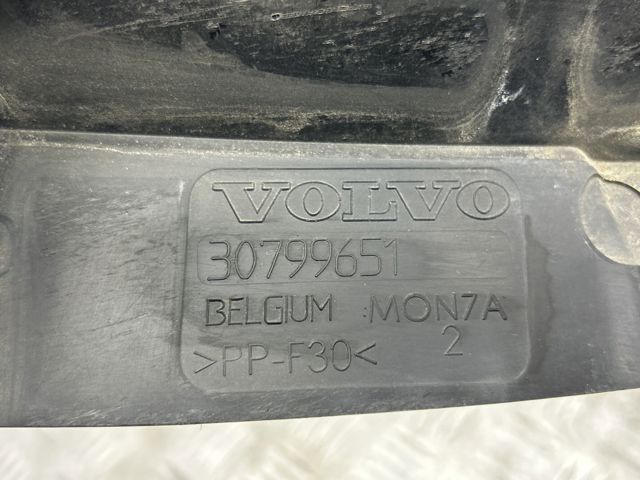 VOLVO 30799651 Решетка водостока лобового стекла левая/правая в наличии Хмельницкий