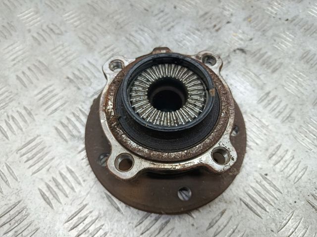 Подшипник в сборе со ступицей передний 31206877562 BMW