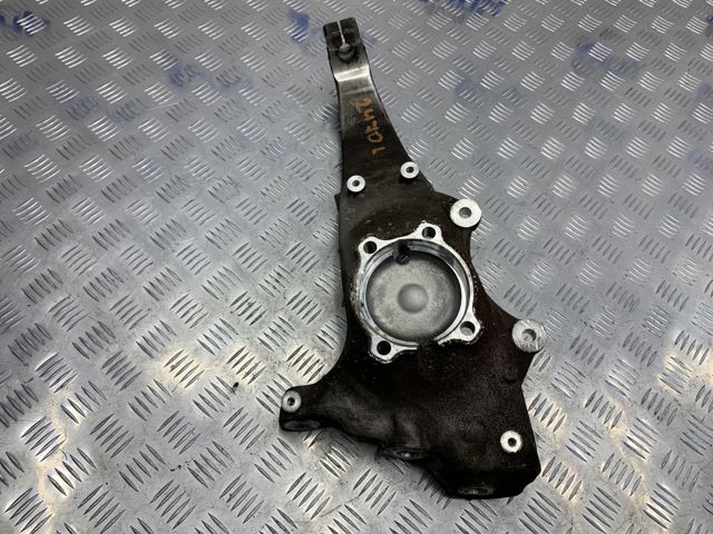 31216775767 BMW Цапфа (поворотный кулак) передний левый купить в Кривой Рог