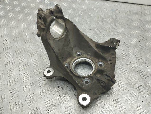 31216876646 BMW Цапфа передняя правая купить в Львов