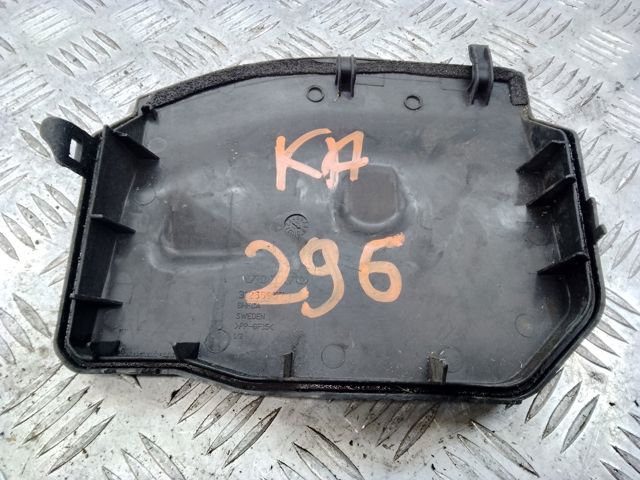 Крышка АКБ 31265957 VOLVO