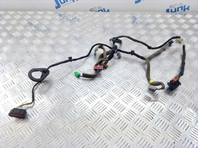 Электропроводка задней двери 31275439 VOLVO