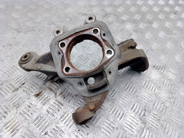 Цапфа (поворотный кулак) задний левый 31277991 VOLVO