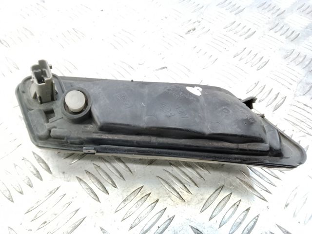 Габарит передний правый 31290874 VOLVO