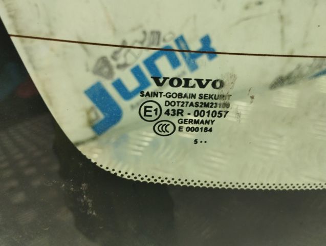 VOLVO 31299093 Стекло заднее в наличии Днепр