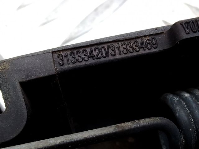 31333420 VOLVO Рычаг-поводок стеклоочистителя заднего стекла купить в Ужгород