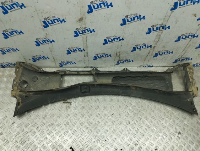 Водосток лобового стекла, жабо 31352746 VOLVO