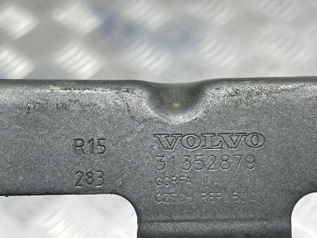 VOLVO 31352879 Петля капота правая в наличии Полтава