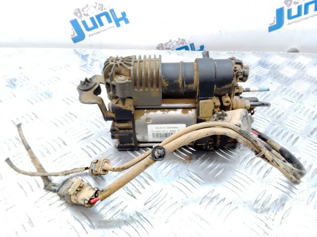 Компрессор пневмоподкачки (амортизаторов) 31360720 VOLVO