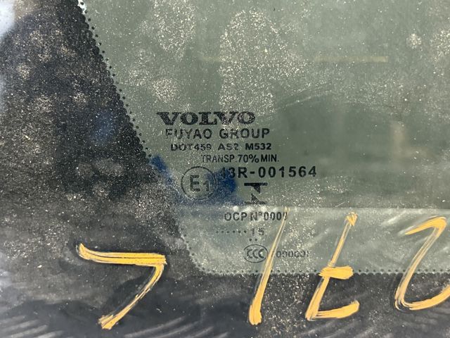 Уголок задней левой двери 31385424 VOLVO