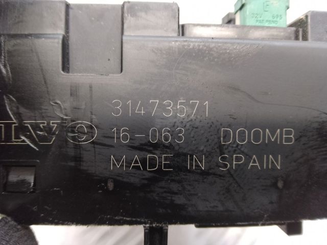 Коробка предохранителей 31398002 VOLVO