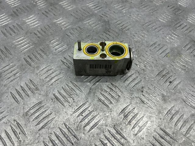 31404339 VOLVO Клапан TRV кондиционера купить в Николаев