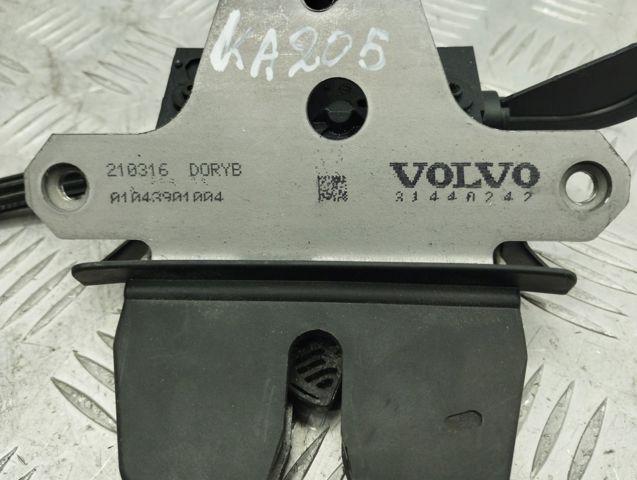 Замок двери багажника 31440242 VOLVO