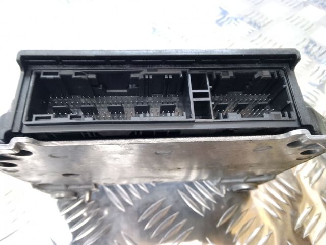 31451568 VOLVO Модуль-процессор управления подушкой безопасности (ЭБУ AIRBAG) купить в Чернигов