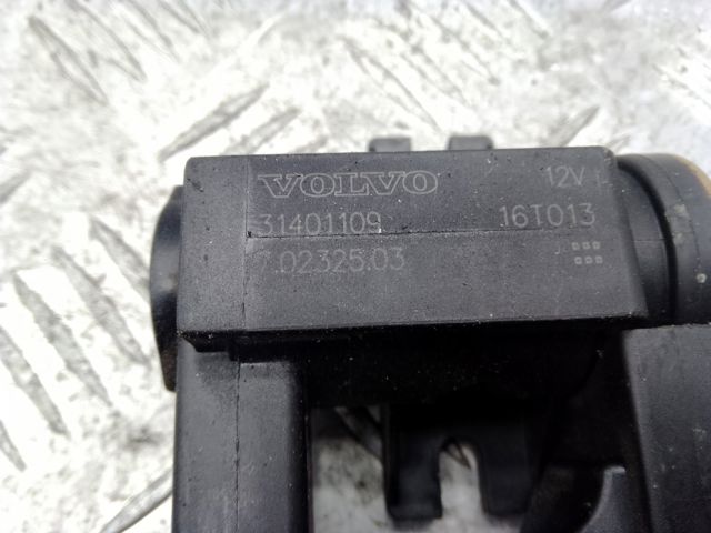 Клапан преобразователь давления наддува (соленоид)  31480559 VOLVO